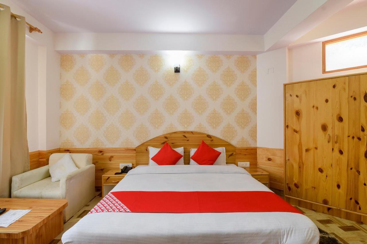 Kingscloud Hotel Manāli Quarto foto
