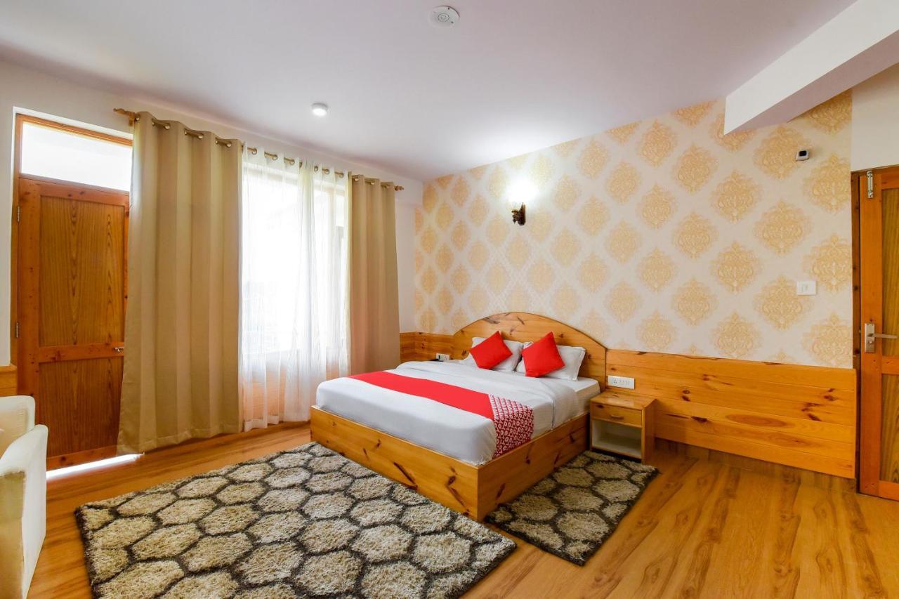 Kingscloud Hotel Manāli Quarto foto